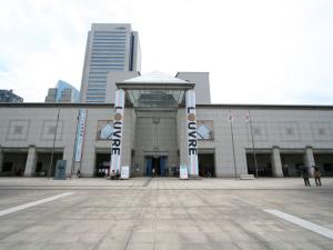 横浜美術館